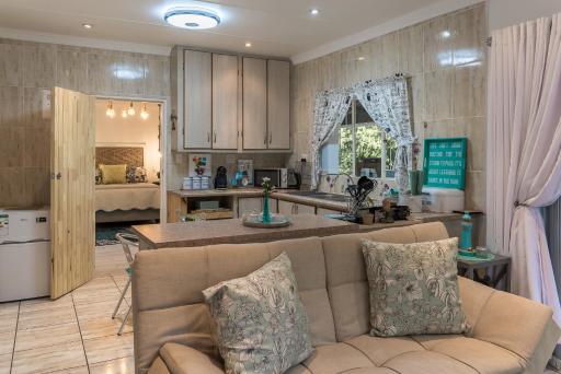 Gabbys Cottage Guesthouse - Housity