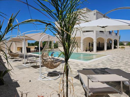 White Stone - Housity