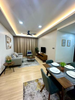 Modern Stylish Apartment (Seaview) near KTCC Mall. - Housity