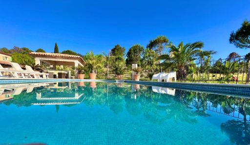 Villa La Source 83 - room close to St Tropez - Housity