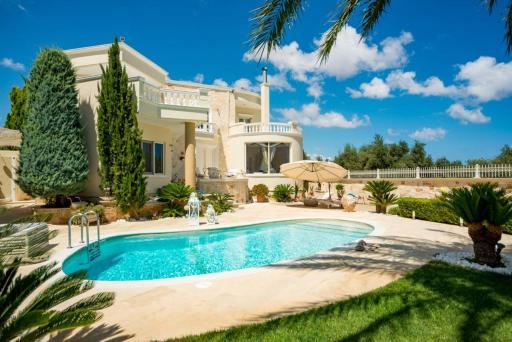 Villa Kokalis Resort - Housity