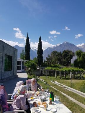 Ehsan-e-Bassi - Housity