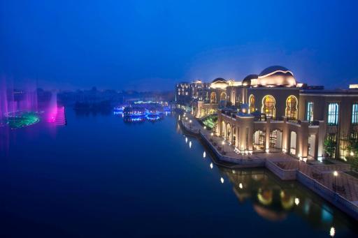 Sheraton Qingyuan Lion Lake Resort - Housity