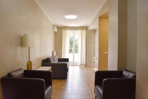 La Maison Latina Guest House - Housity