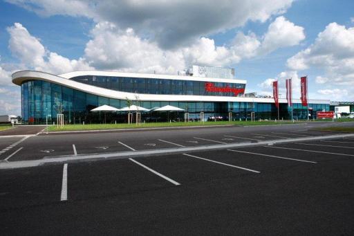 Rosenberger Seminar-Hotel Deutsch-Wagram - Housity