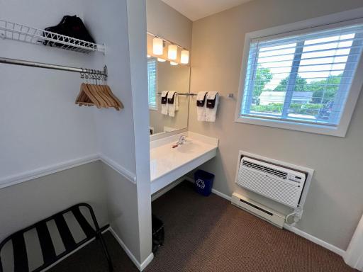 Main Street Motel - Housity