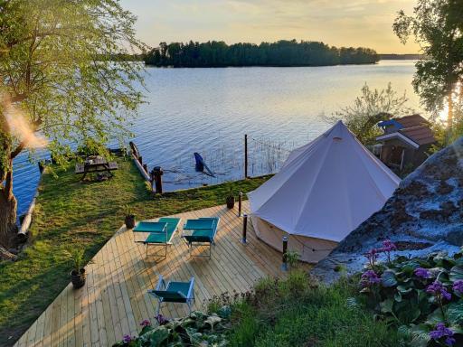 Glamping tent with private beach - Housity