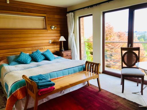 Casa Familiar con Vista al campo y al lago - Housity