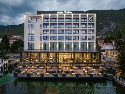 Hotel Trofta - Housity