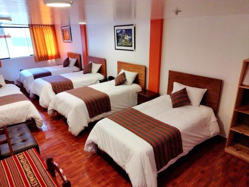 Peruvian boutique - Housity