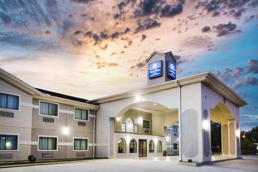 SureStay Studio by Best Western Conroe Downtown - Housity