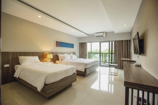 V Hotel Ubon Ratchathani - Housity