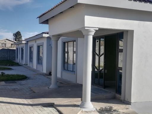 Shoeshoe Villa - Housity