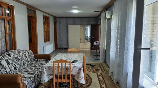 Tuntul Guest House - Housity