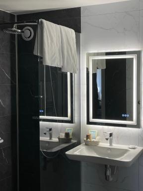 Hotel De Clisson Saint Brieuc - Housity