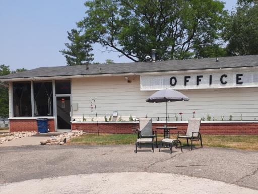 Motel Reedsburg - Housity