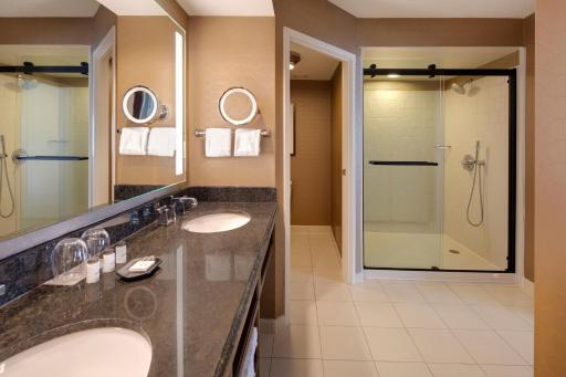 Sheraton Suites Fort Lauderdale West - Housity