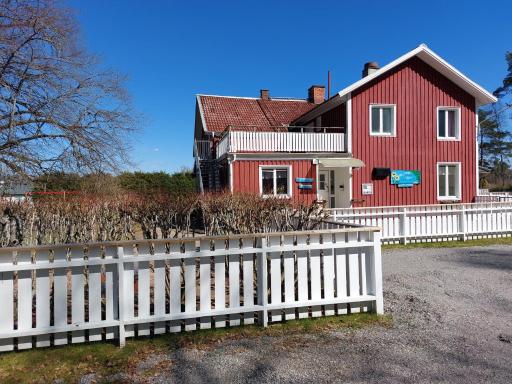 Flora Dekor gästgård, Lenagården - Housity