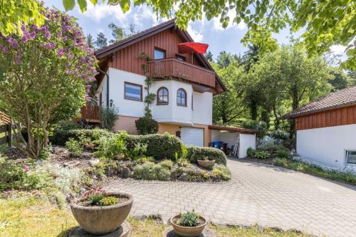 Ferienwohnung Haus am Wald - Housity