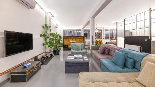 Monastiraki #WallsFree Experience- Unspoiled Athens Apartments - Housity
