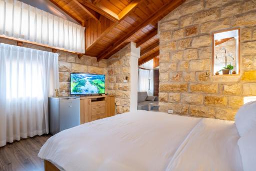 Via Maria Boutique Suites Since 2022 Top Located - Hizvo