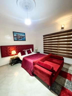 Montreal Suite by Jaynice Homes - Housity