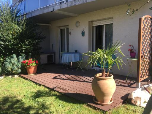 Appartement avec jardin clos privé - Housity