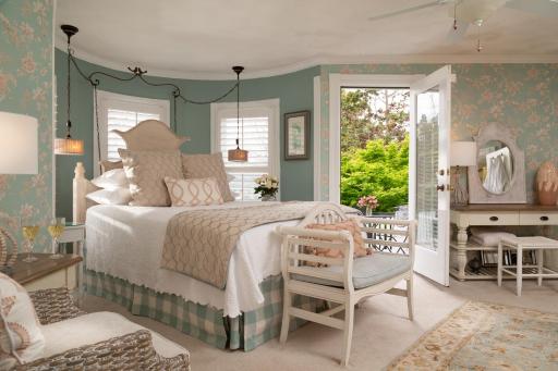 White Doe Inn Bed & Breakfast - Housity