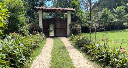 El Jardín de la Voz - Housity