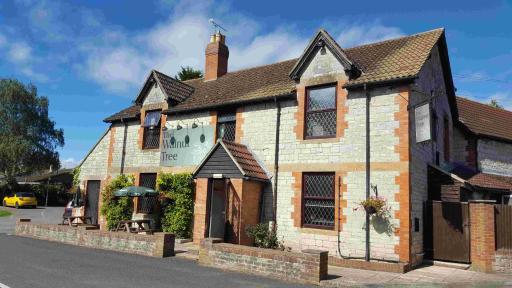 The Walnut Tree - Housity