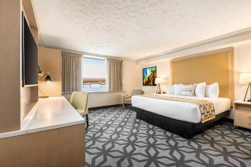 Galt House Hotel, A Trademark Collection Hotel - Housity