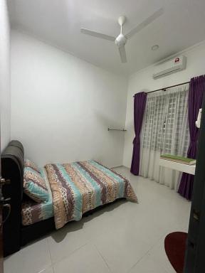Izzhan homestay berdekatan kubang kerian malay only - Housity