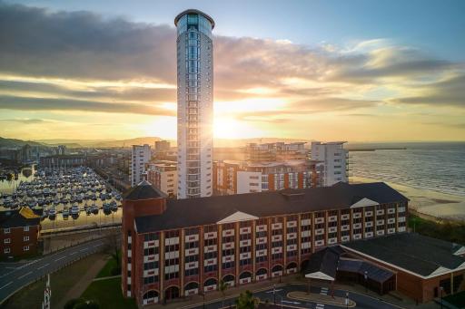 Delta Hotels by Marriott Swansea - Housity