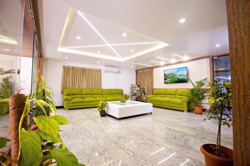 Hotel Villa Grand - Housity