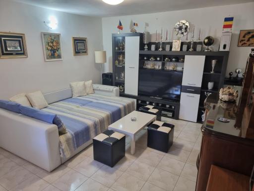 Casa Rozelor - Housity