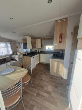 45 Sandringham - Housity