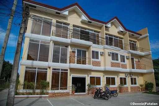 Aberrise Country Villa Pension Hotel - Housity