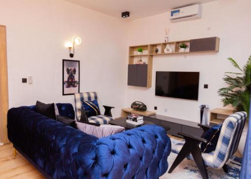 Trips Luxury Apartments - Housity