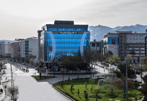 The Conforium Hotel Van - Housity