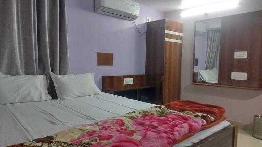 OYO Flagship 81474 Nandan Guest House - Housity