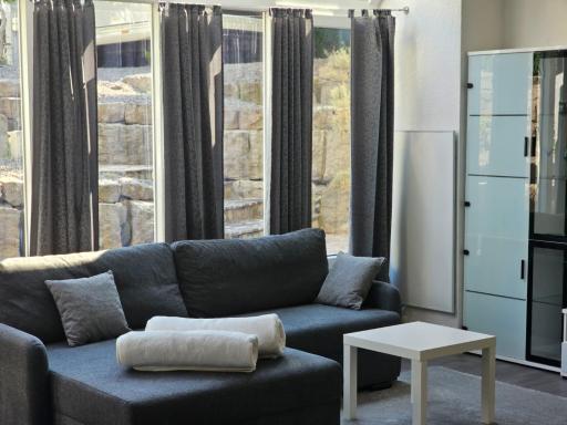 ELW sonnig,Terasse, bis zu 13 Schlafpl. - Housity