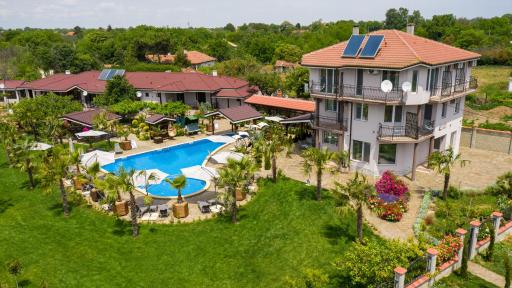 Black Sea Pearl Complex 1 - Housity