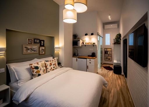 Lozia Studio-Chic DT Studio with Free parking - Housity