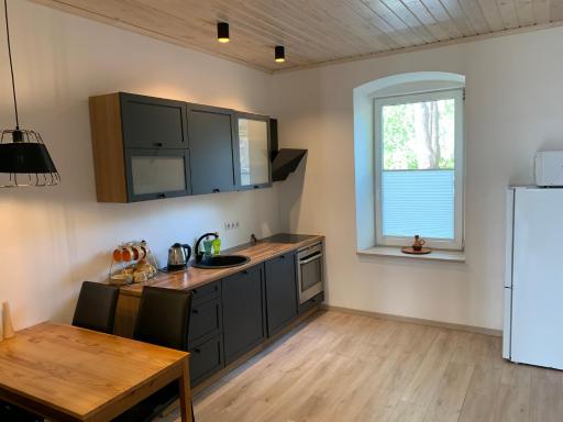 TaaliHomes Kuremaa ridaelamu järve kaldal - saun hinnas - Housity