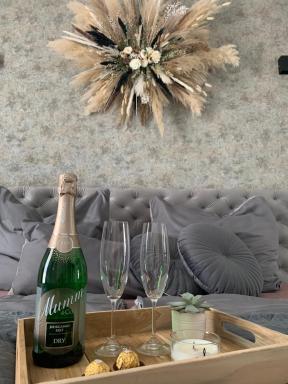 Stundenhotel Krieger - Housity