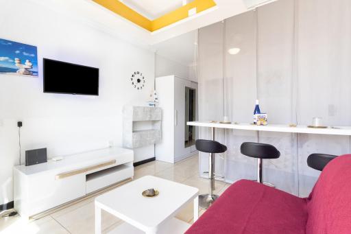 EDEN RENTALS Moderno y Coqueto Estudio con Vistas - Housity