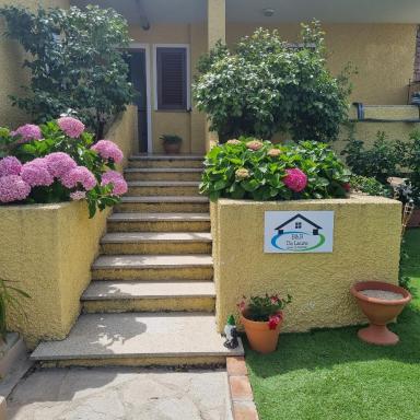 B&B Da Laura San Teodoro - Housity