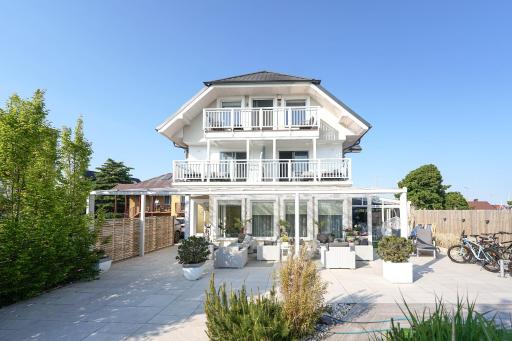 Villa Pastelowa - Housity