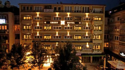 Emery Hotel - Hizvo