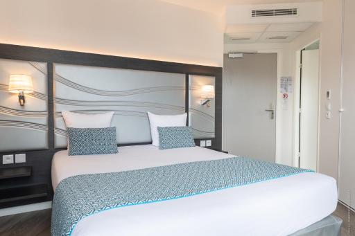 Hôtel Versailles Chantiers - Housity